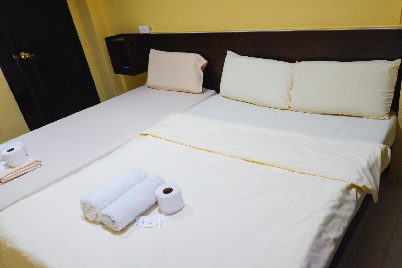 Hotel Juliano Manila Exteriör bild